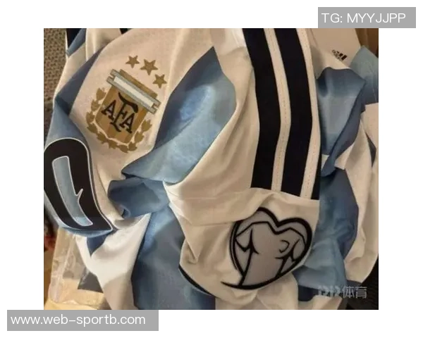 阿迪达斯官网意外上架带欧预赛臂章阿根廷世界杯球衣引发热议